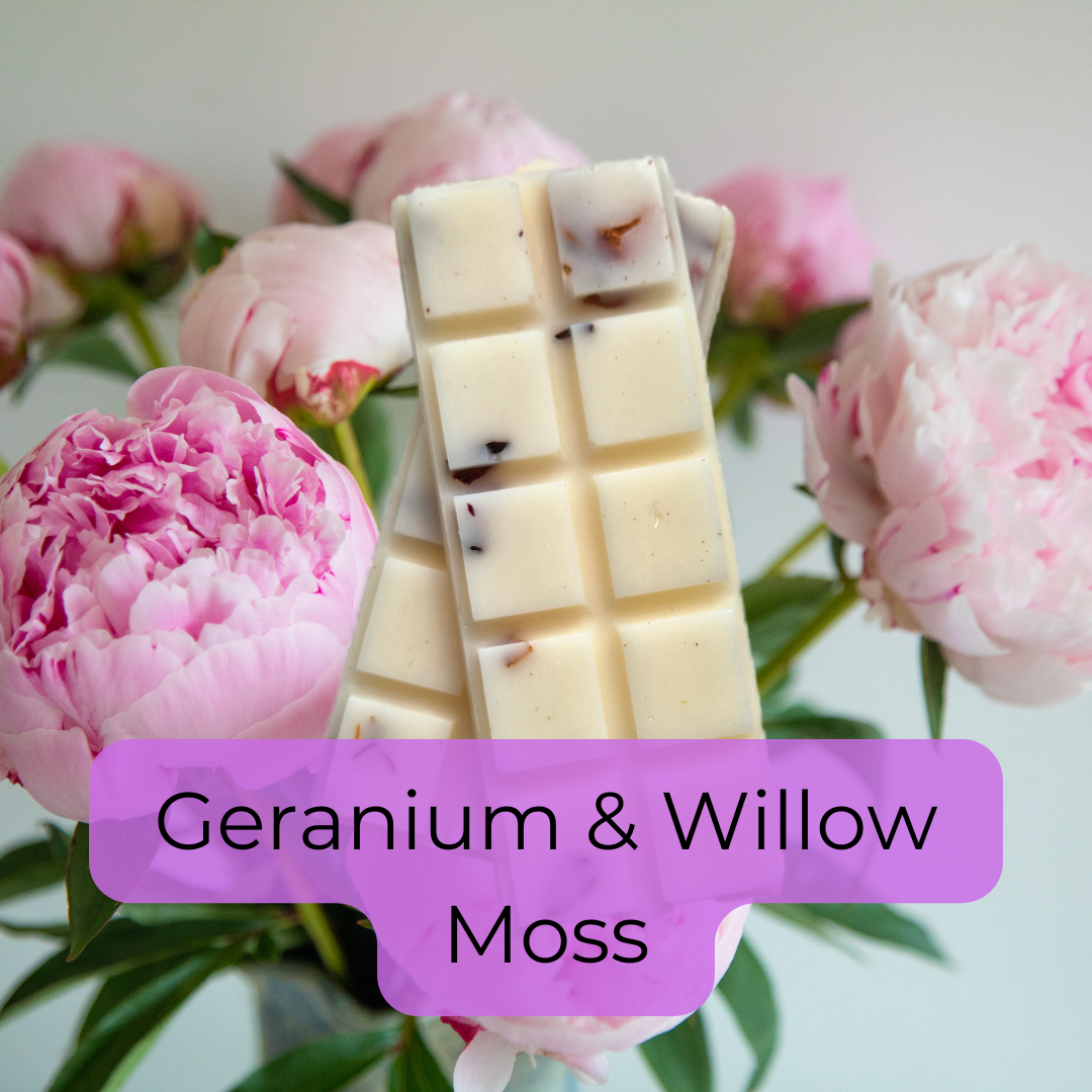 Geranium & Willow Moss Snap Bar